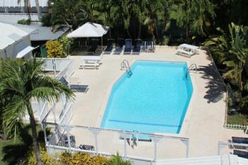 Southern Surf Beach Apartments Rockley Exterior photo
